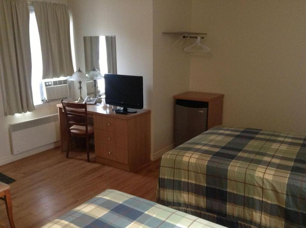 Motel Chevalier ควิเบกซิตี้ ภายนอก รูปภาพ